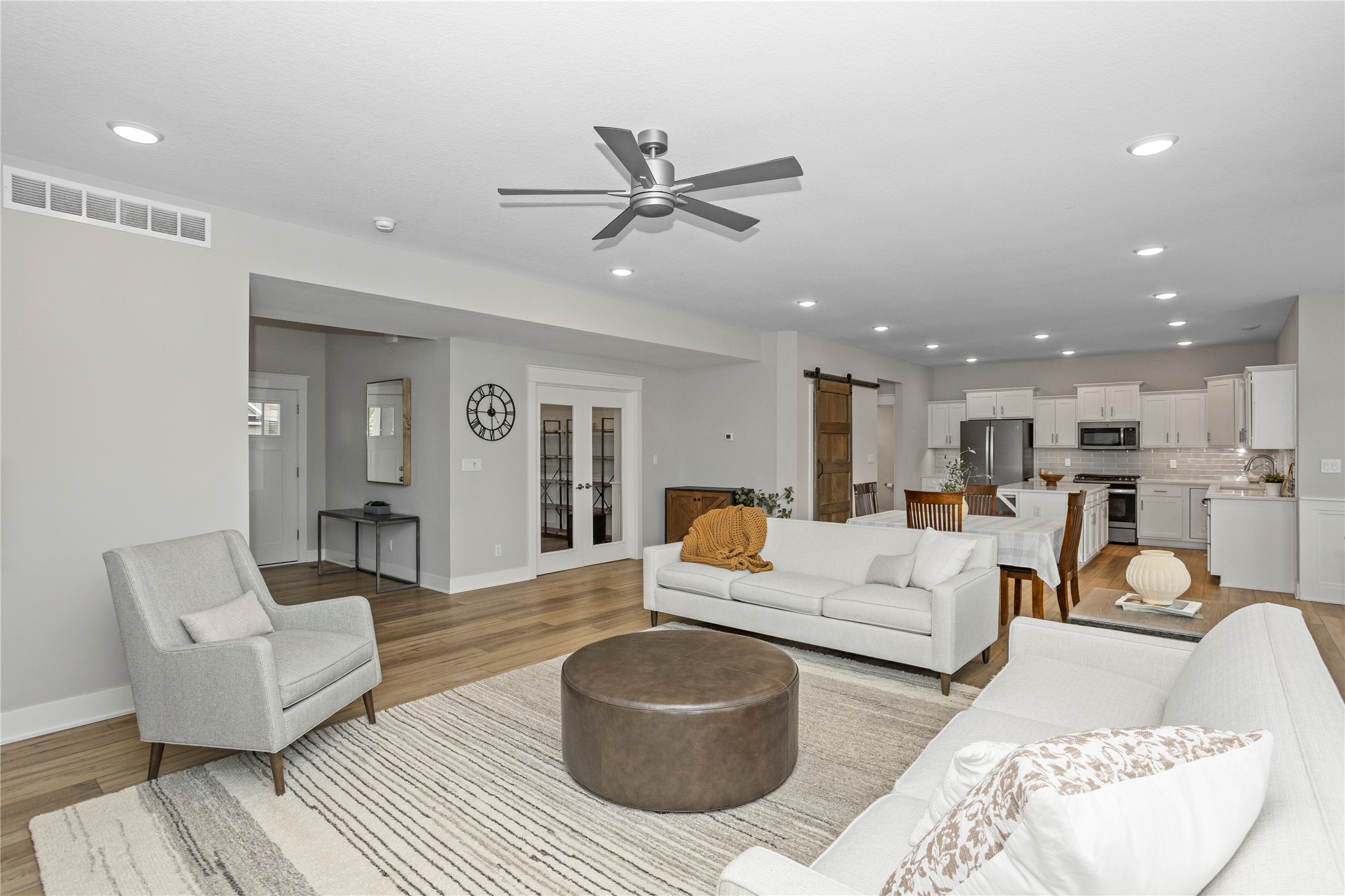 3558 NW 177th Street, Clive, Iowa image 6