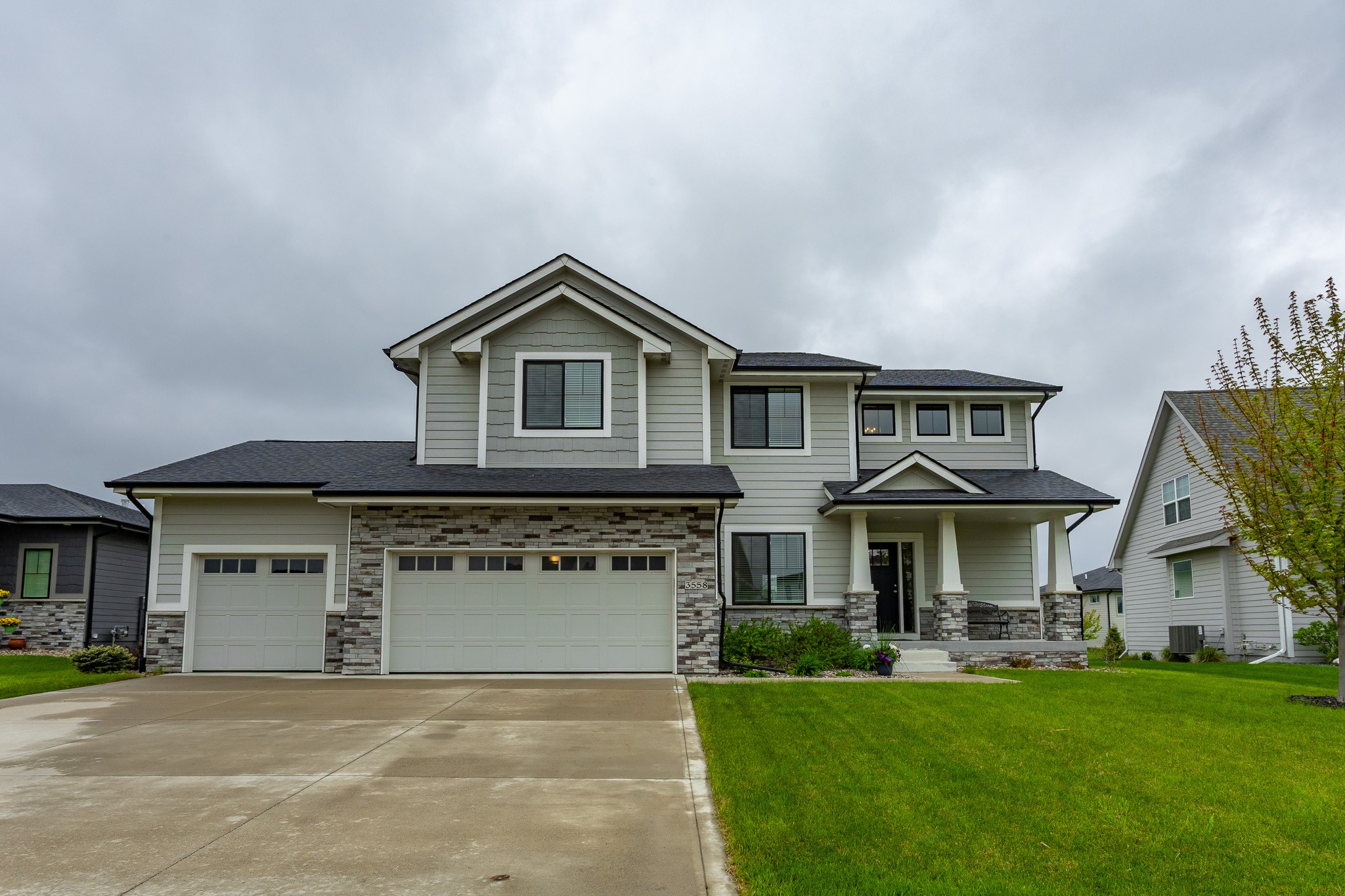 3558 NW 177th Street, Clive, Iowa image 1