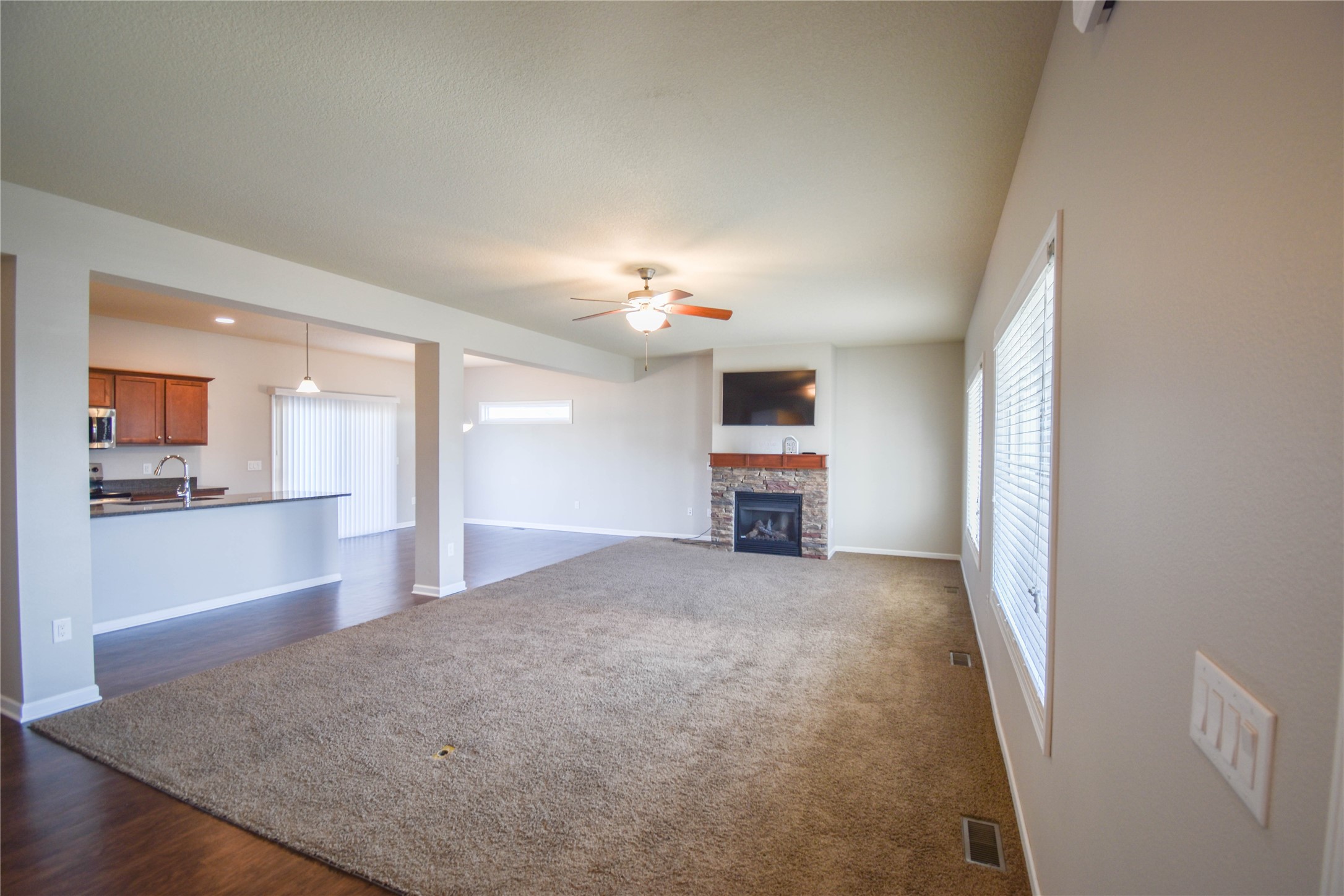 1375 SE Waddell Way, Waukee, Iowa image 3