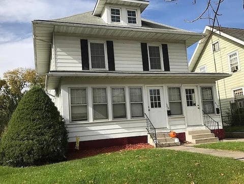 Multifamily For Sale - 608/610 5th Street #2<br/> West Des Moines, IA 50265