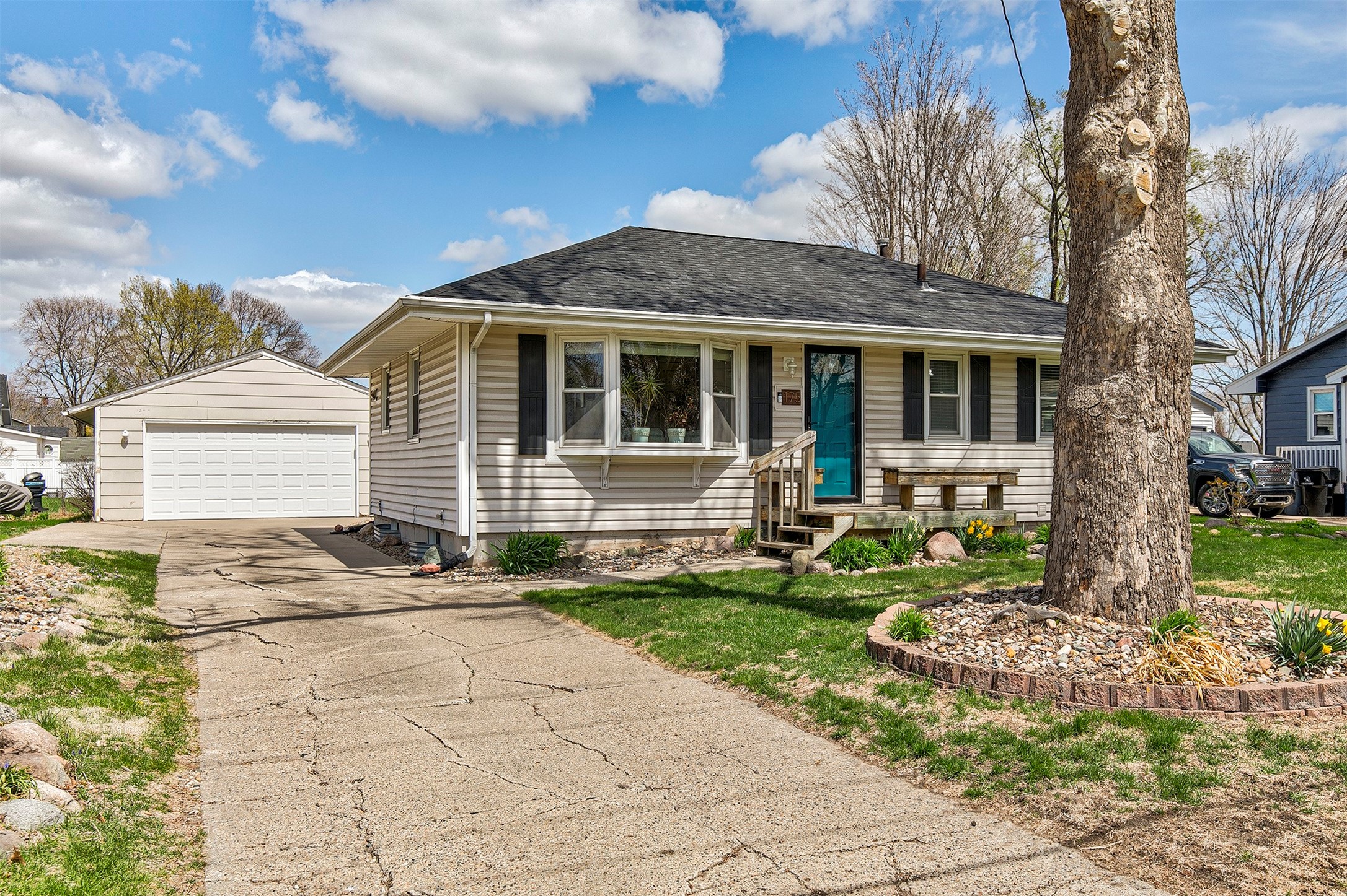 175 Northview Drive, Waukee, Iowa image 2