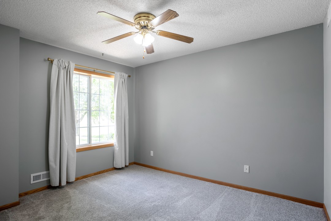 120 NW Georgetown Boulevard #2, Ankeny, Iowa image 13