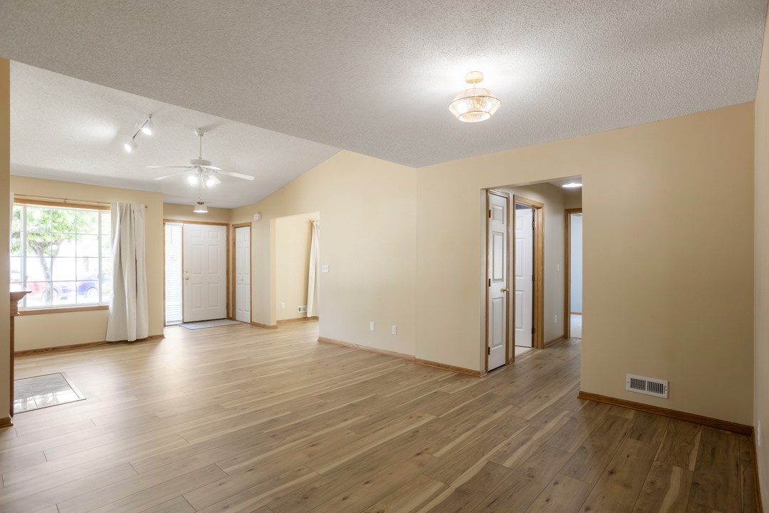 120 NW Georgetown Boulevard #2, Ankeny, Iowa image 8