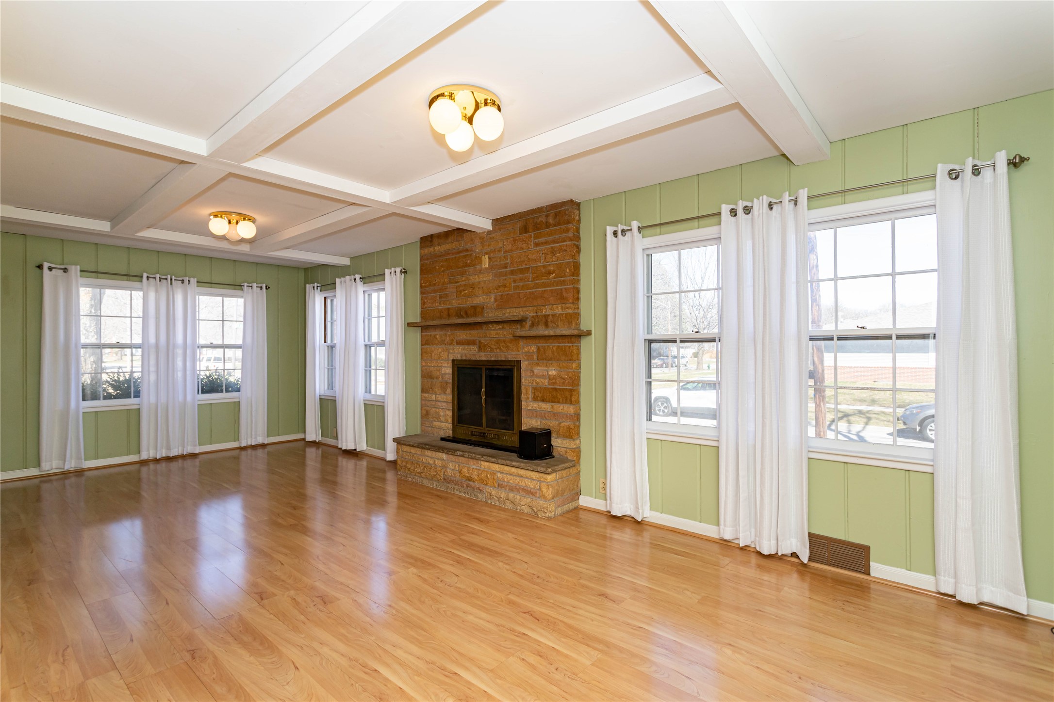 202 S Hazel Avenue, Ames, Iowa image 9