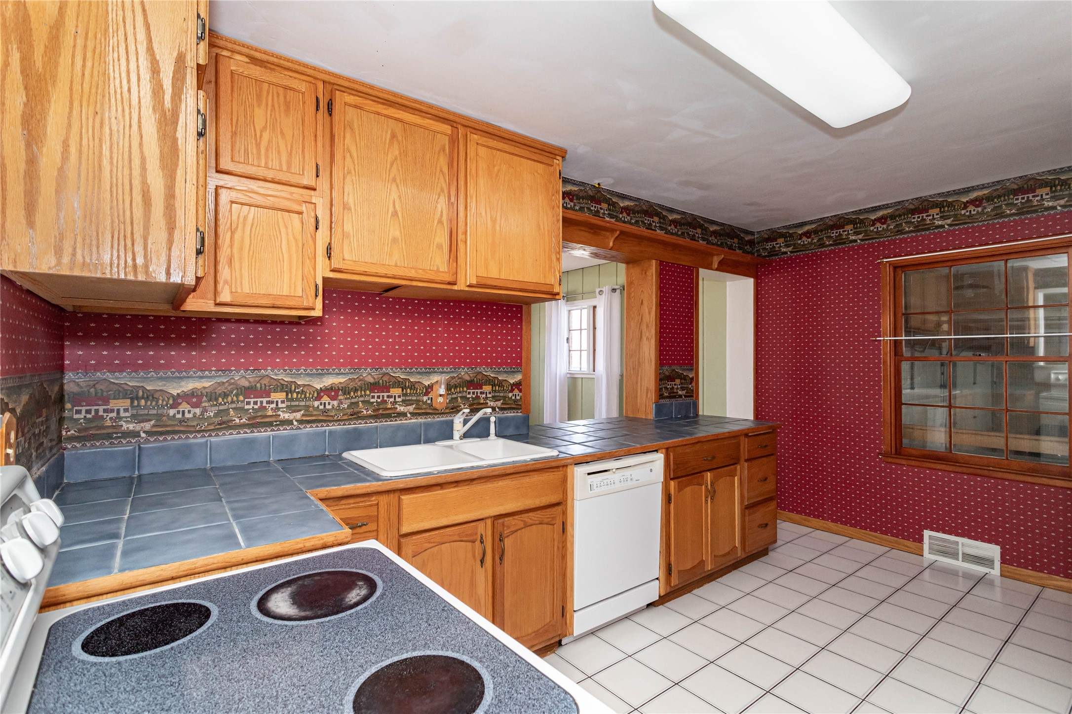 202 S Hazel Avenue, Ames, Iowa image 12