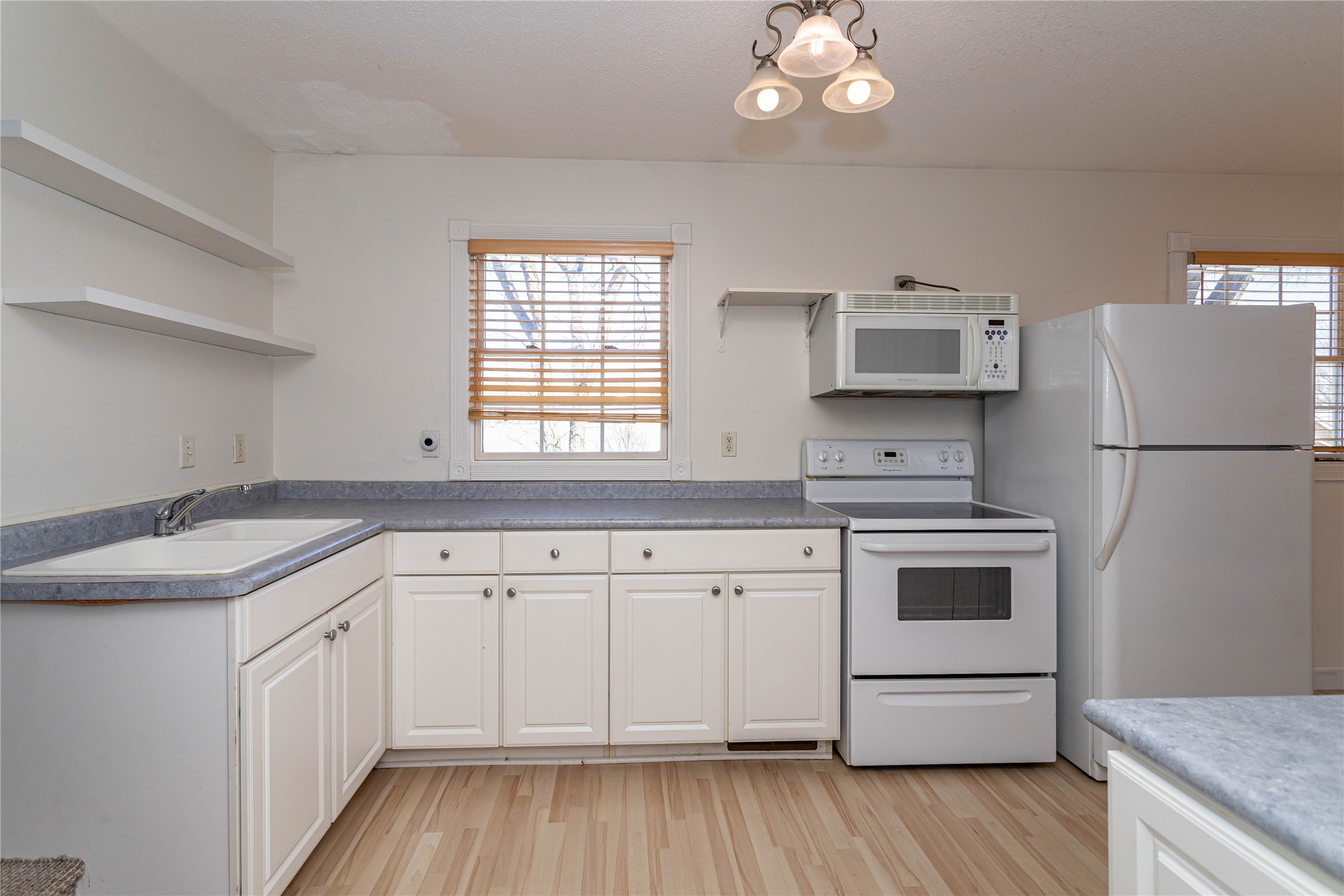 202 S Hazel Avenue, Ames, Iowa image 25