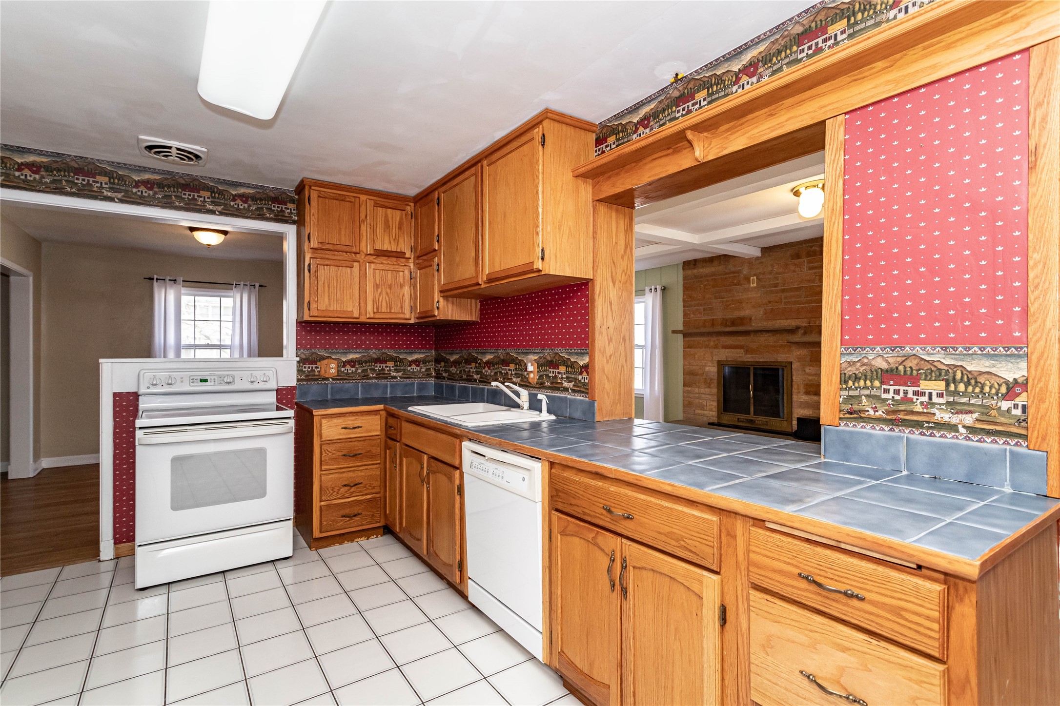 202 S Hazel Avenue, Ames, Iowa image 13