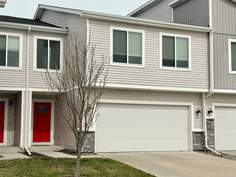 Condo For Sale - 9773 Turnpoint Drive<br/> West Des Moines, IA 50266