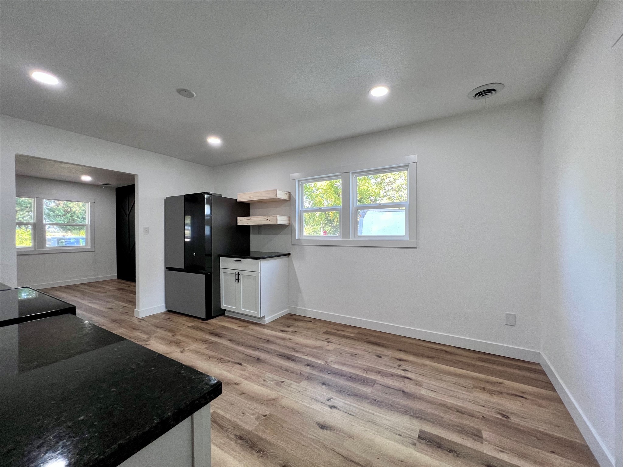 1402 E Marion Street, Knoxville, Iowa image 12