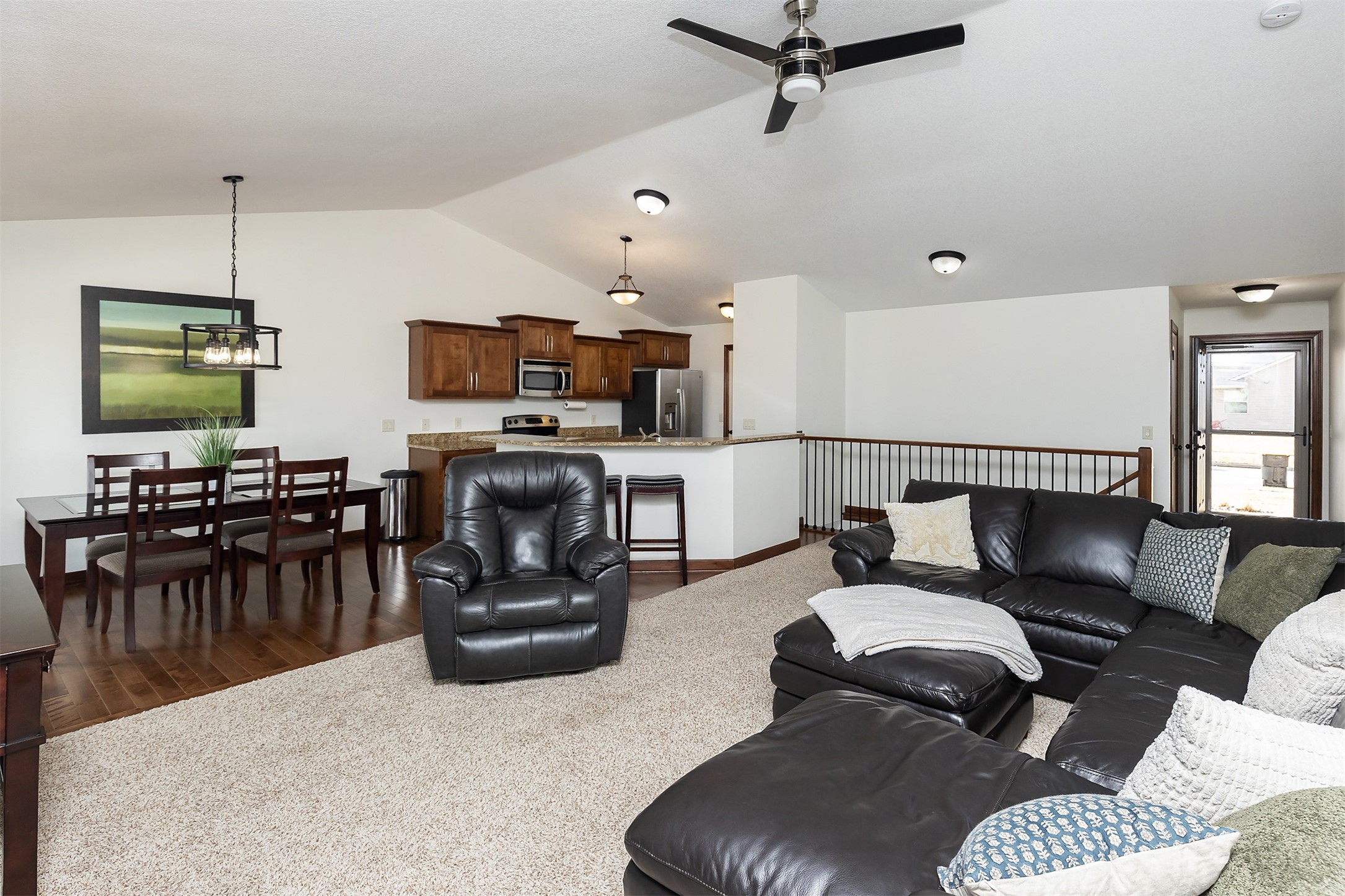 875 SE Prairie Park Lane, Waukee, Iowa image 3