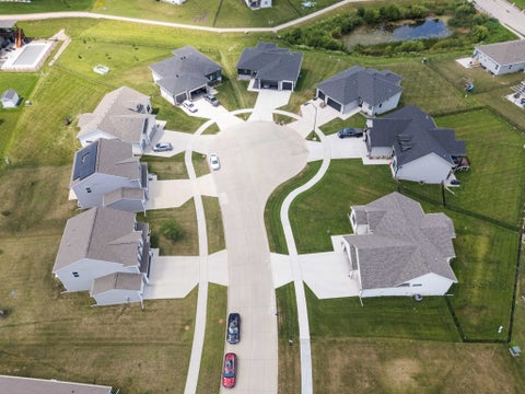 Homes For Sale - 605 Ellis Circle<br/> Adel, IA 50003