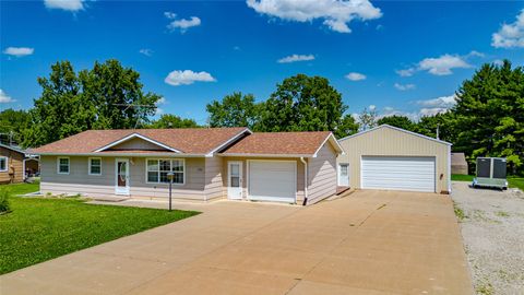 Homes For Sale - 309 N Virginia Street<br/> Jasper County, Monroe, IA 50170