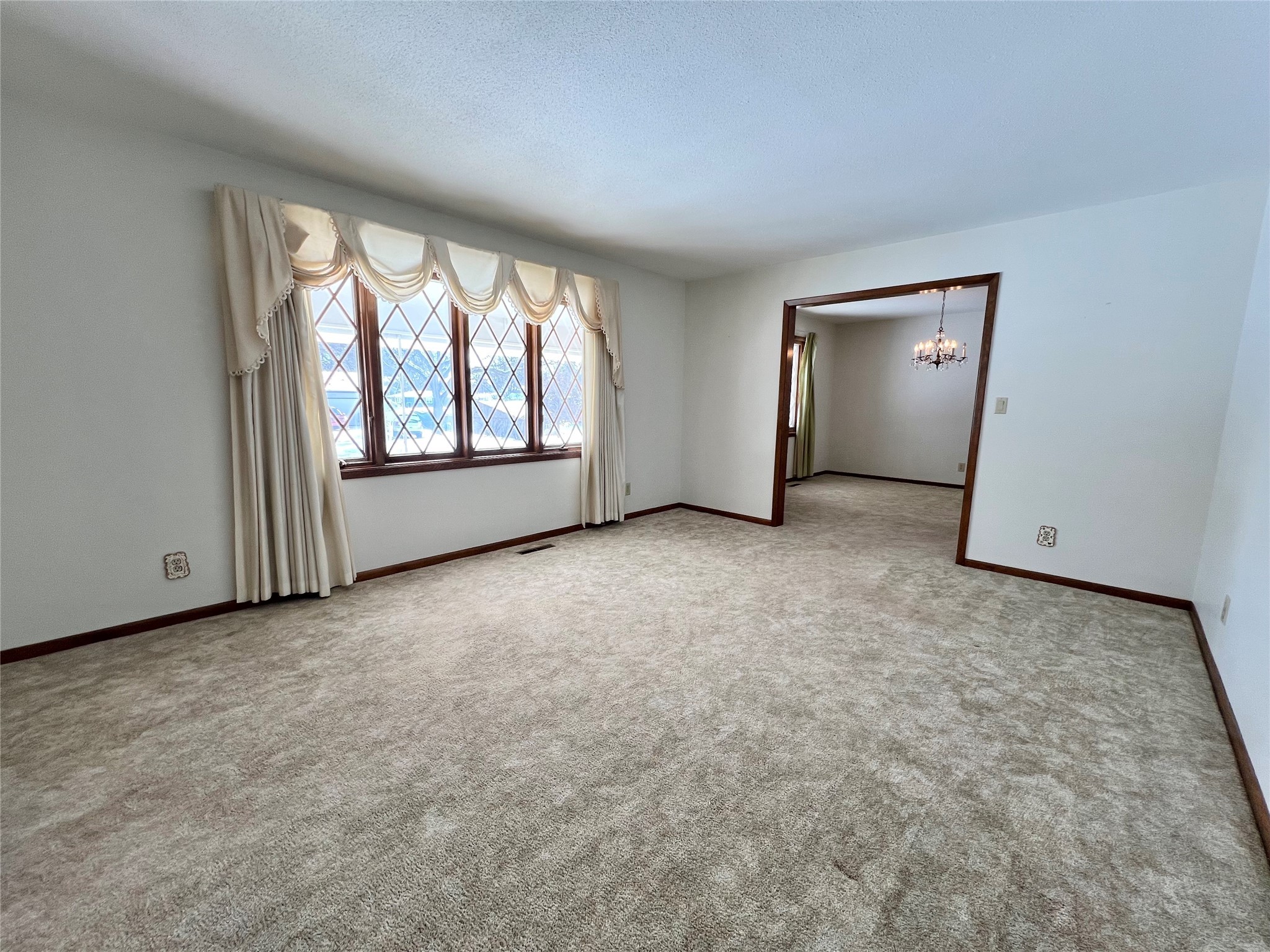 1307 W 15th Street Place S