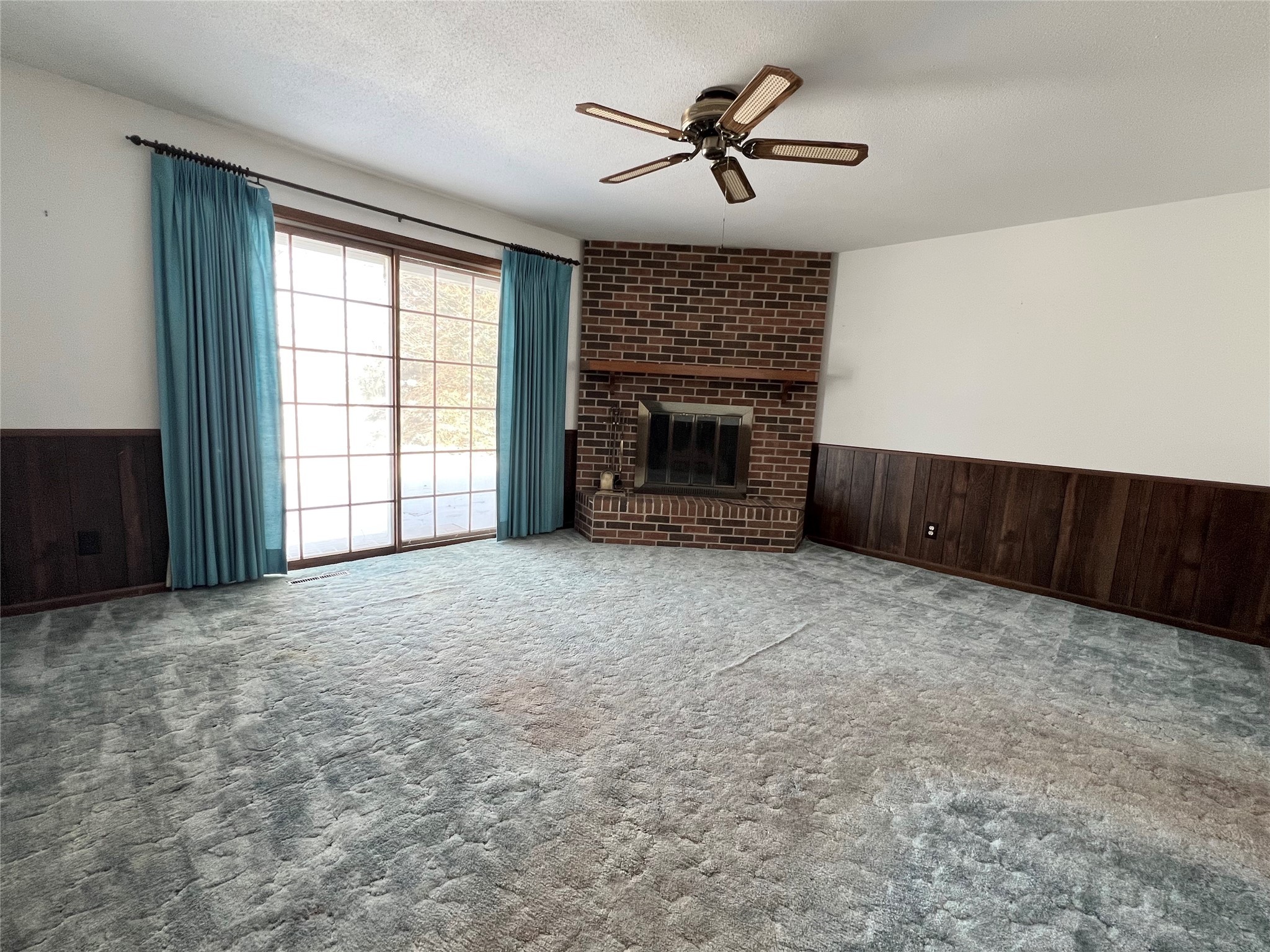 1307 W 15th Street Place S