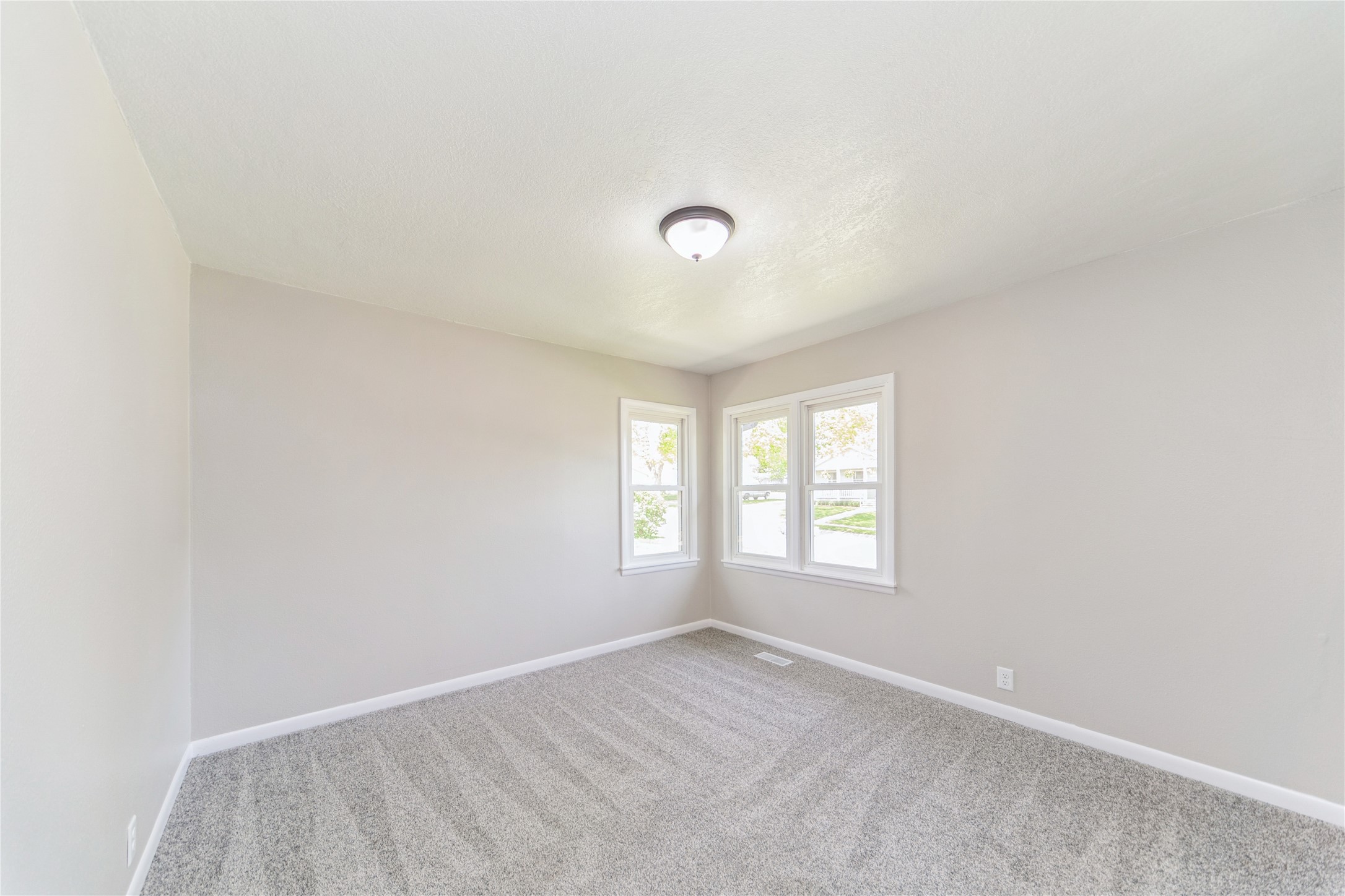 408 E Benton Street, Winterset, Iowa image 9
