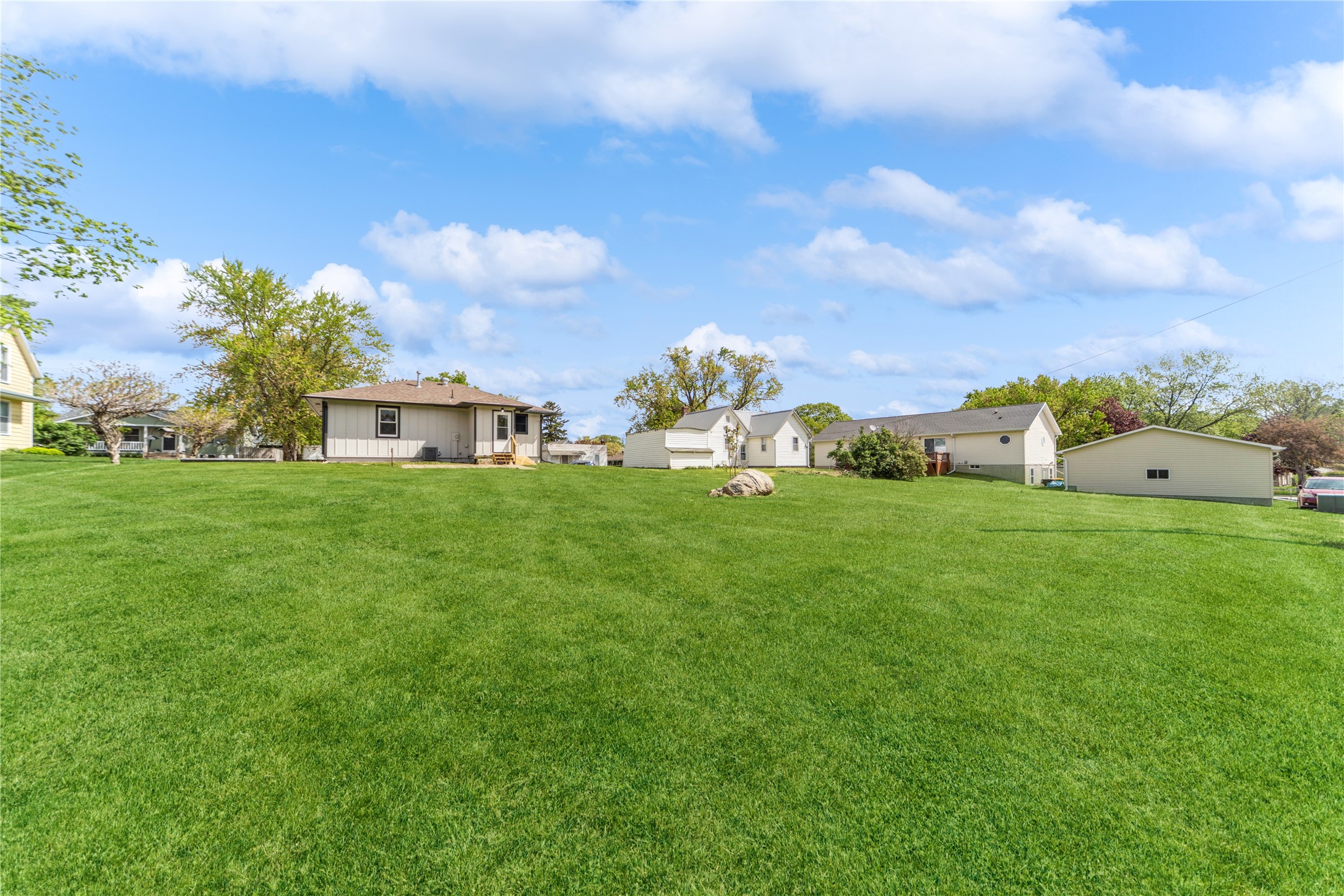408 E Benton Street, Winterset, Iowa image 15