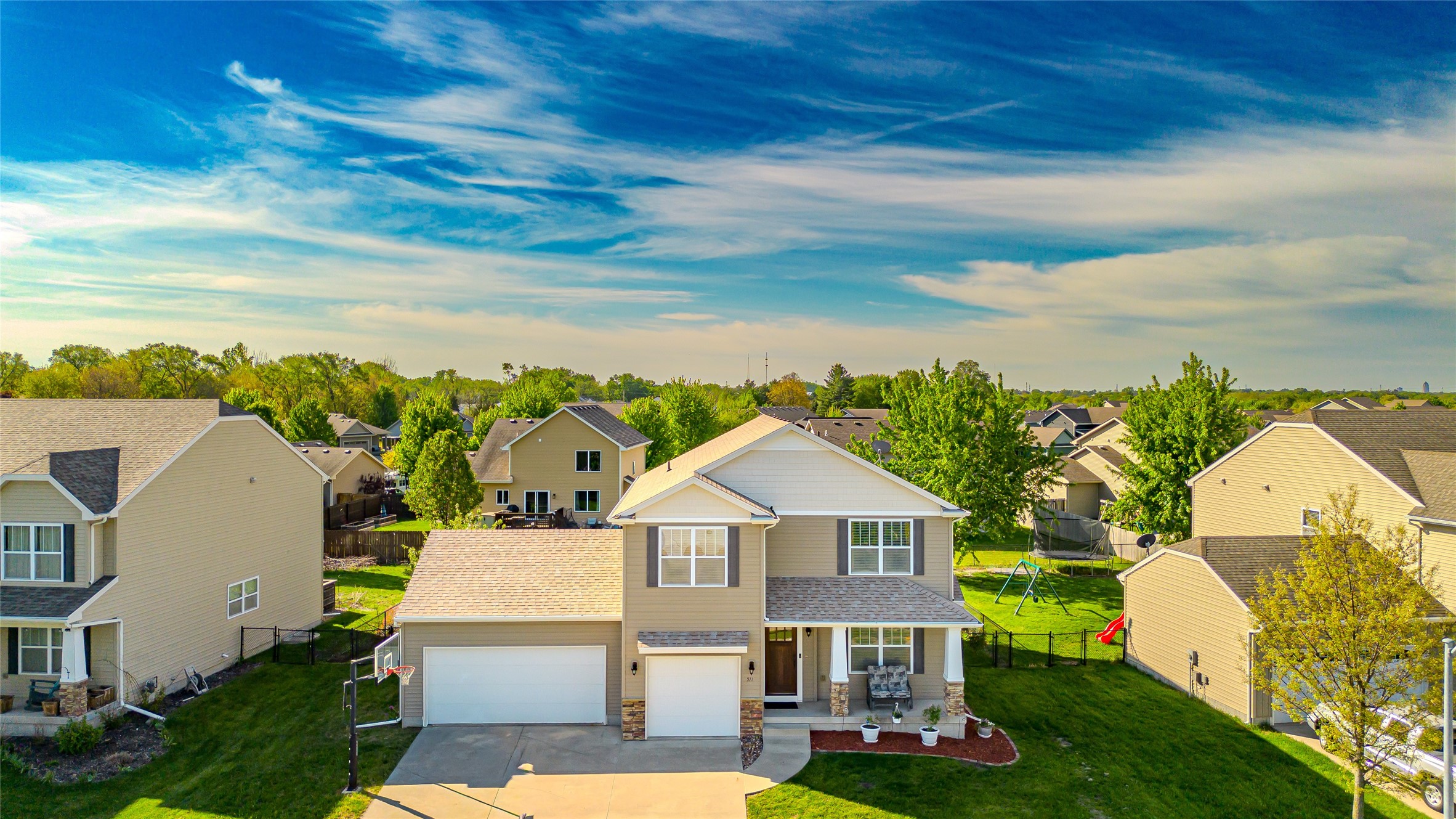 Photo 1 of 35 — 511 SW Springfield Drive, Ankeny, IA 50023