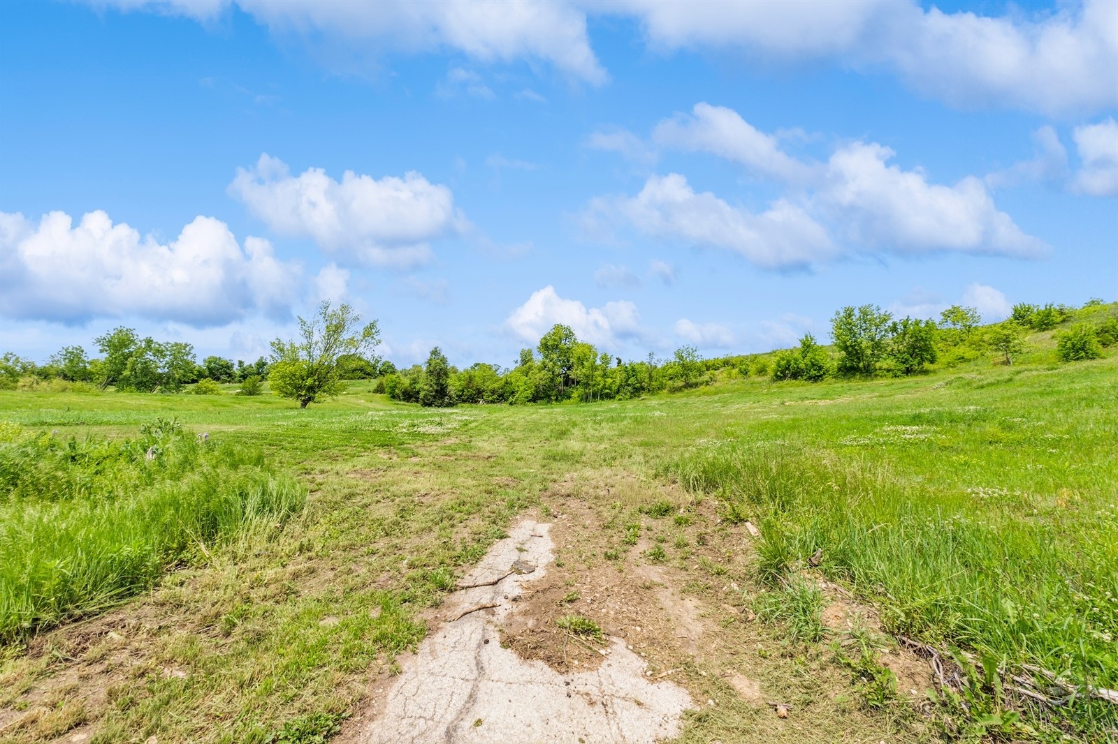 2391 Carver Road, Winterset, Iowa image 10