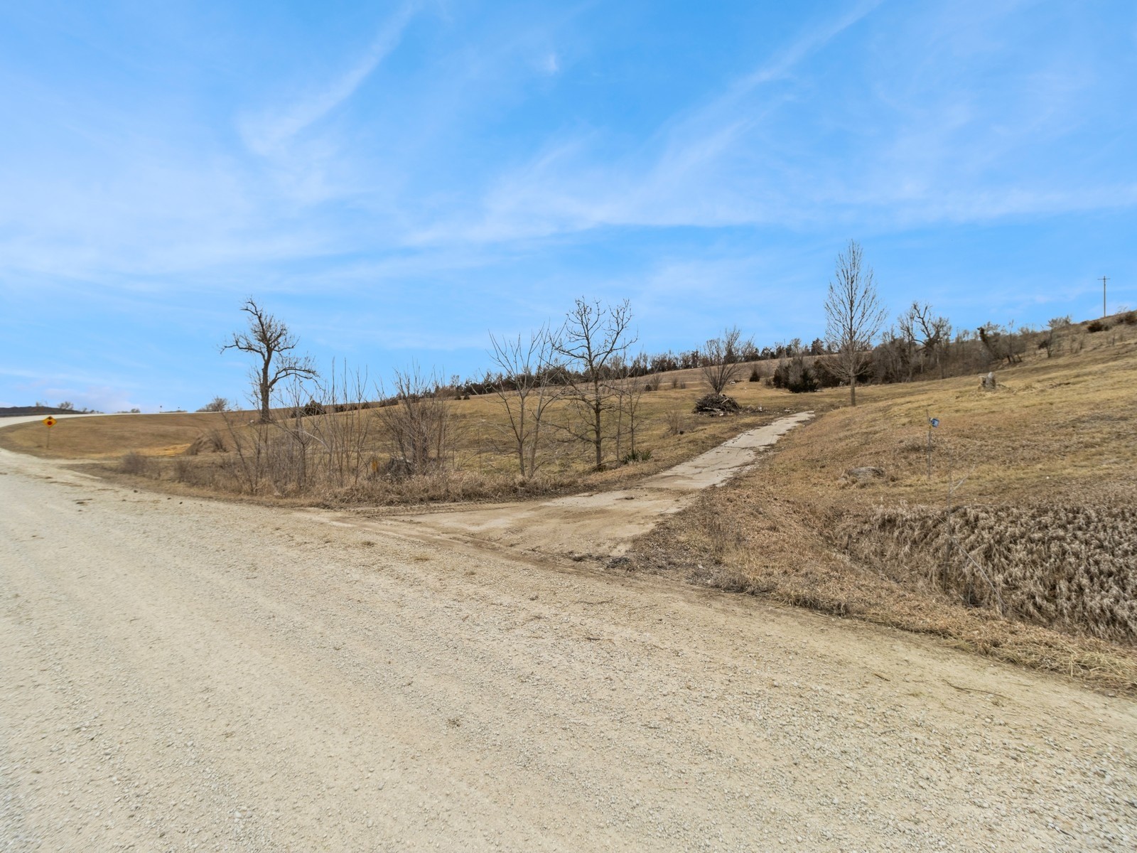 2391 Carver Road, Winterset, Iowa image 1