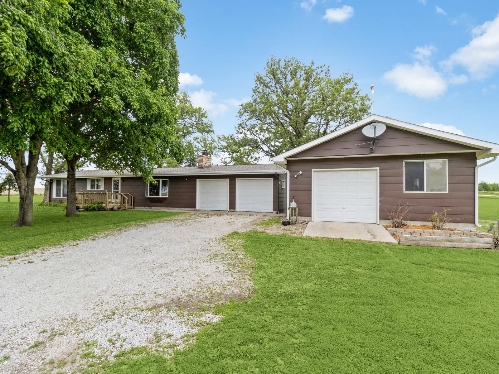 28103 640th Avenue, Nevada, Iowa image 1