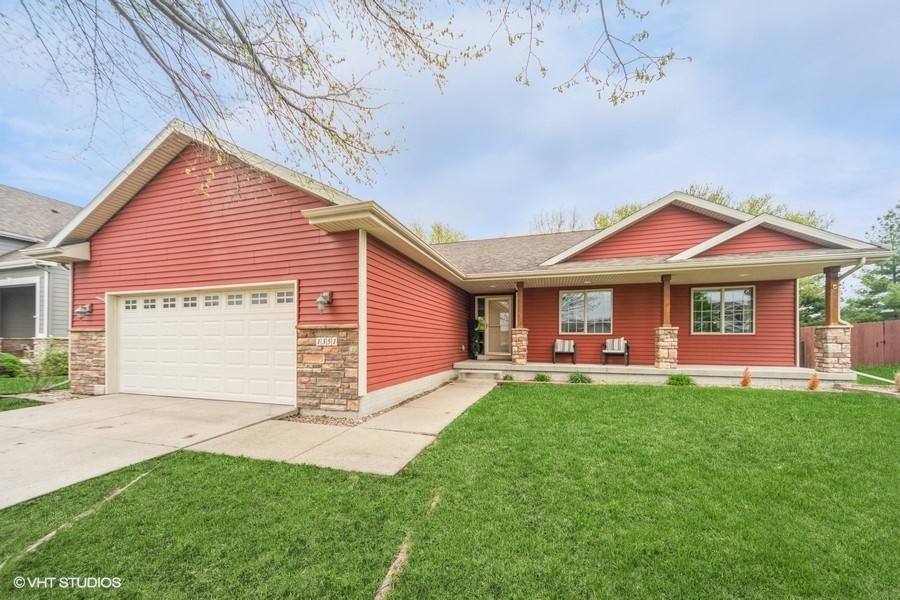 1351 Anchor Away Drive, Polk City, Iowa image 1