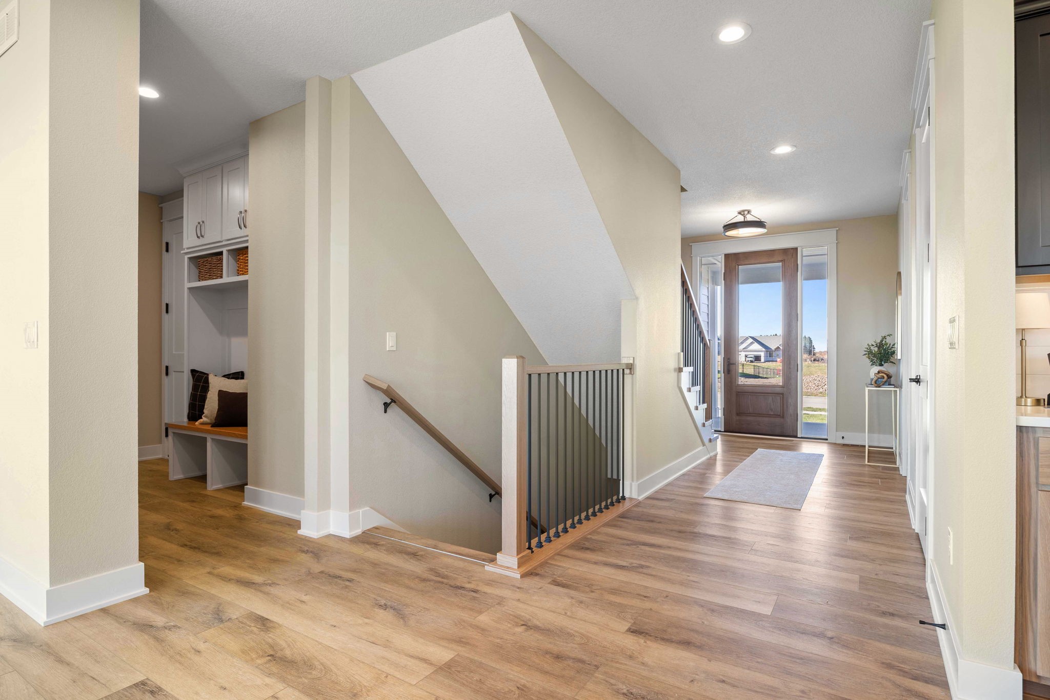 1911 NE Pond View Court