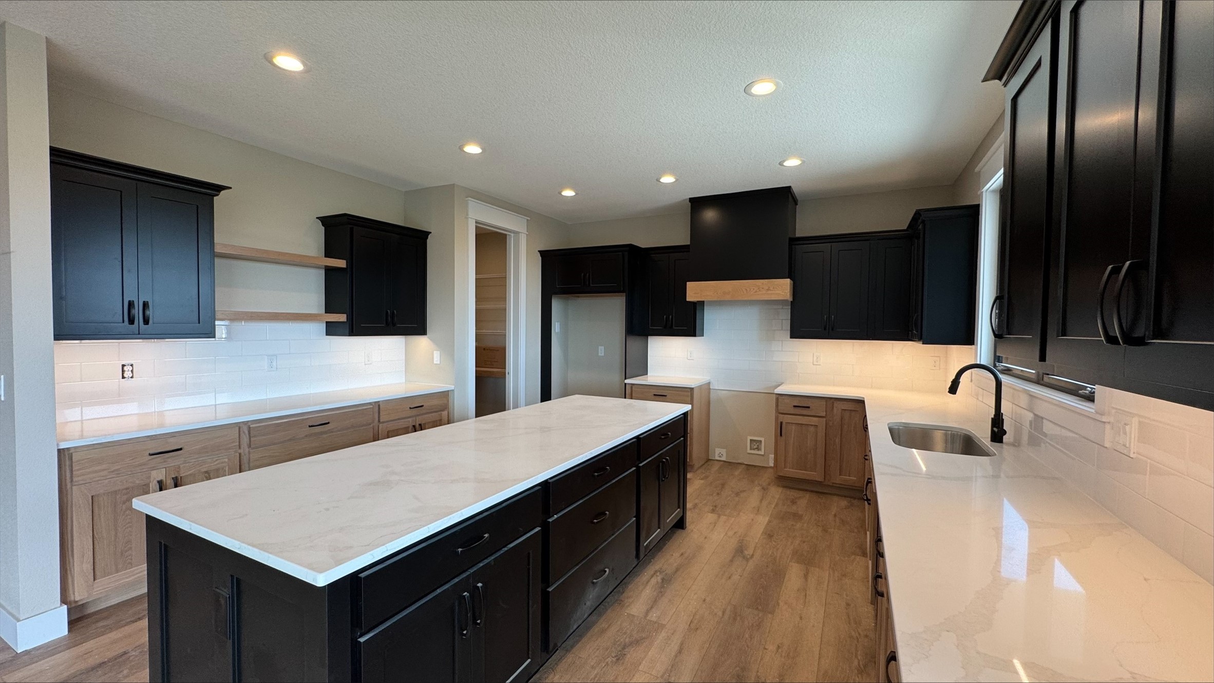 1911 NE Pond View Court