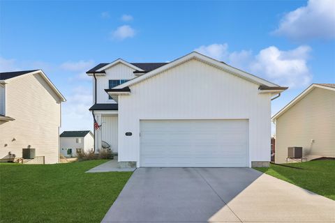 Homes For Sale - 1820 17th Street<br/> Altoona, IA 50009