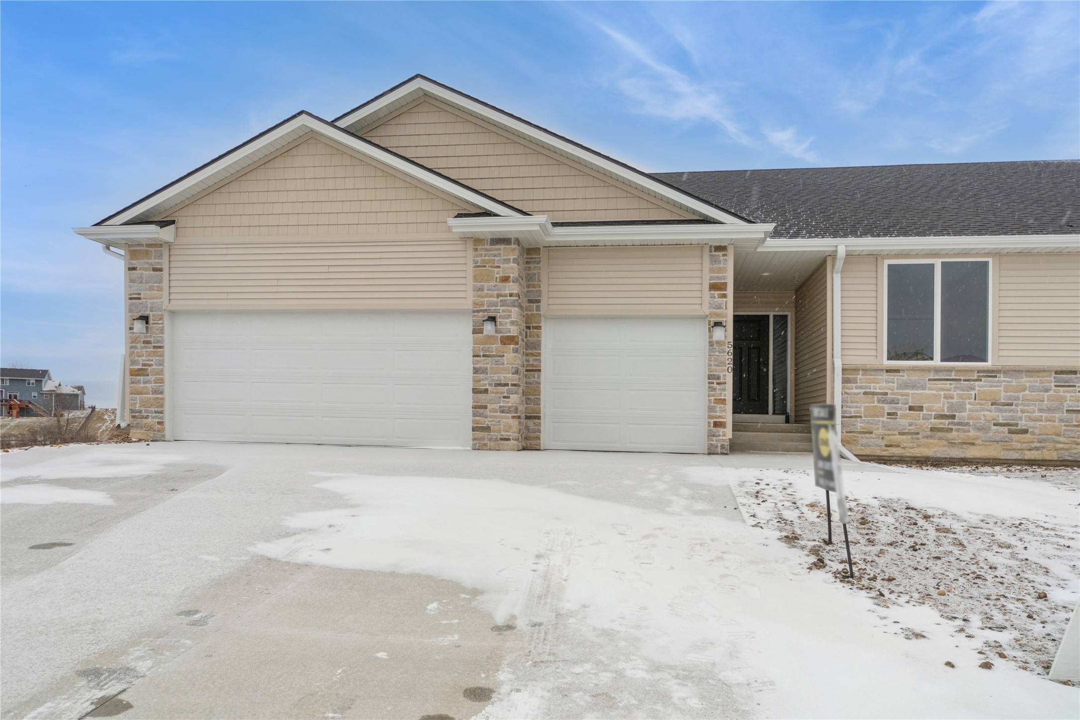 5620 NE Creek Ridge Drive, Ankeny, Iowa image 1