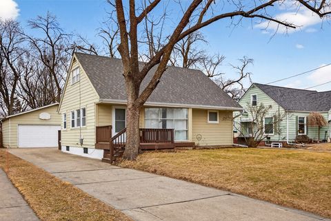 3702 54th Street Des Moines IA 50310