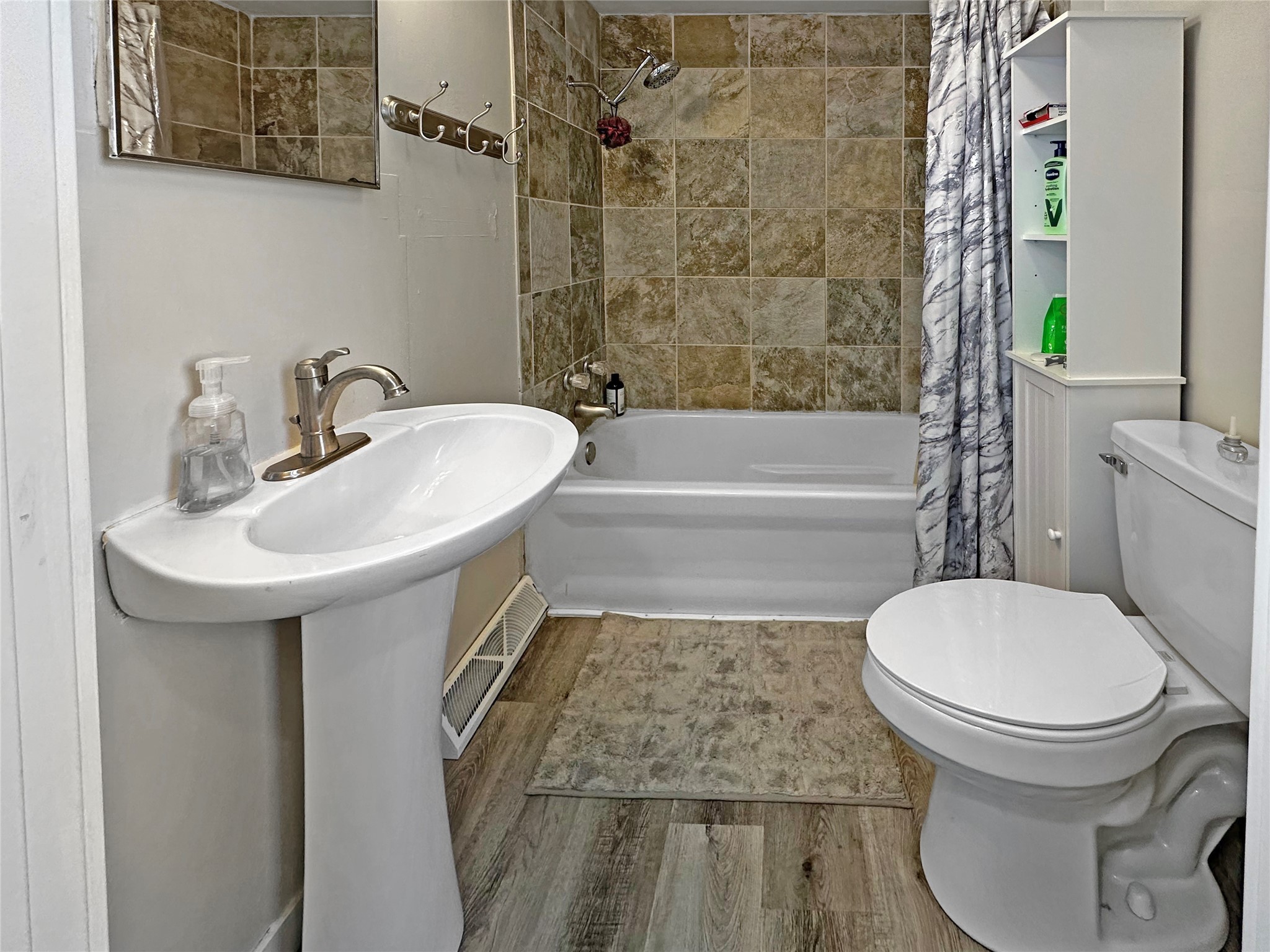 608 12th Street, West Des Moines, Iowa image 10