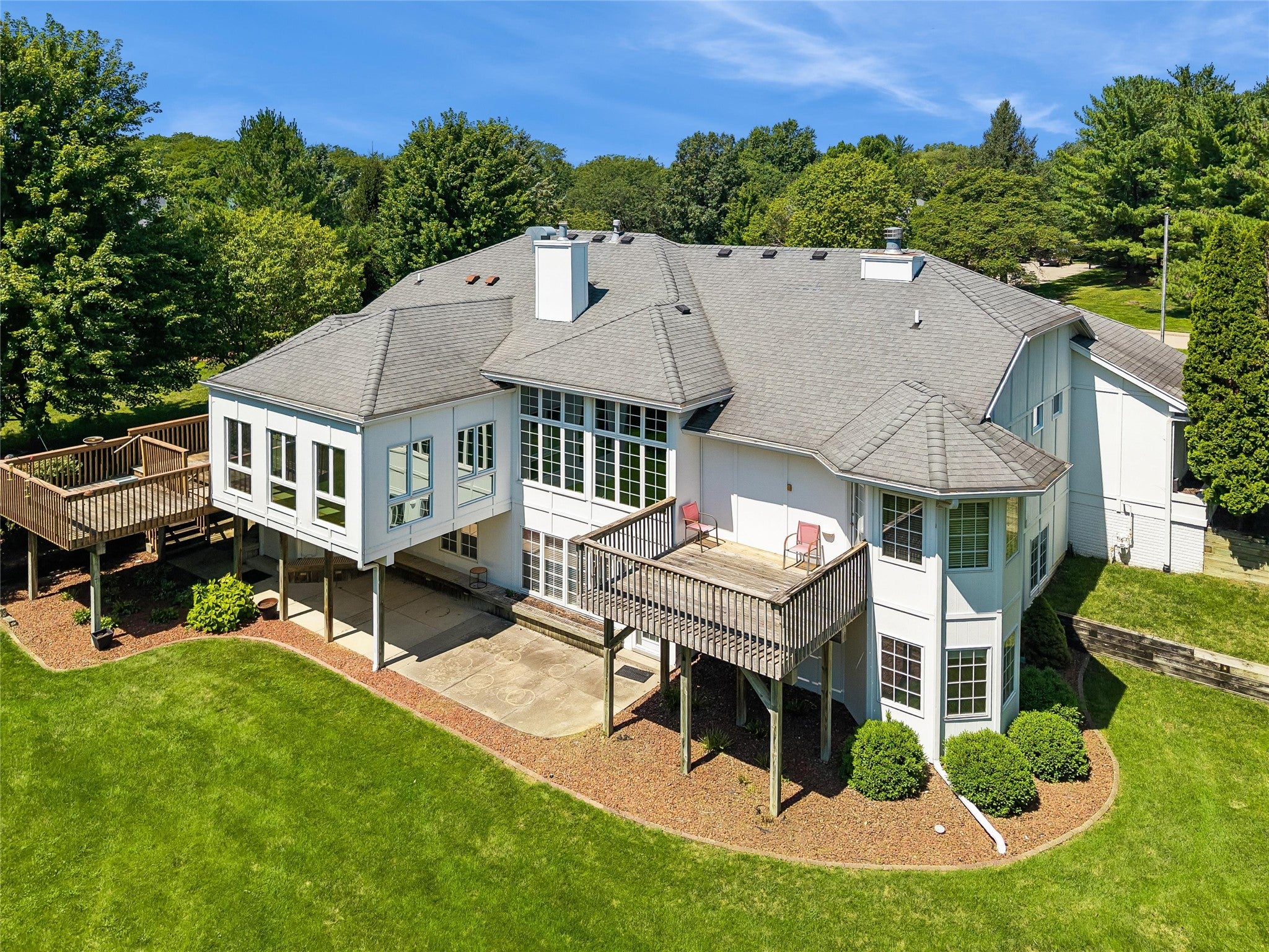 4304 Timberwood Drive
