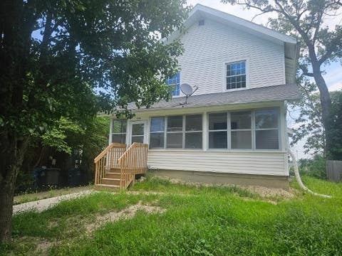 Homes For Sale - 1241 4th Street<br/> Des Moines, IA 50314