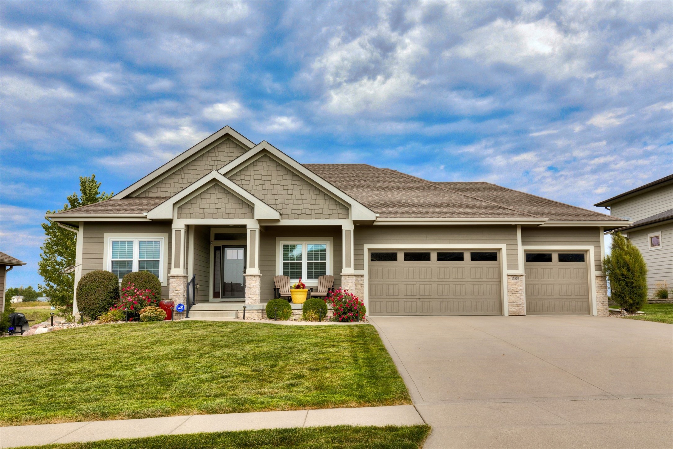 14505 Brookview Drive, Urbandale, Iowa image 1