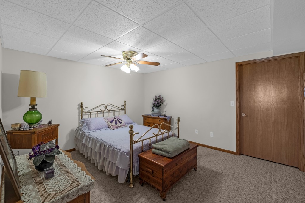 2125 W 4th Avenue, Indianola, Iowa image 20
