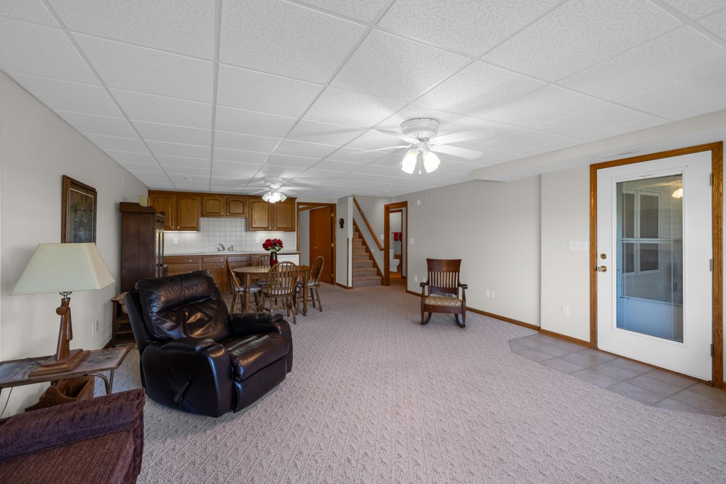 2125 W 4th Avenue, Indianola, Iowa image 18