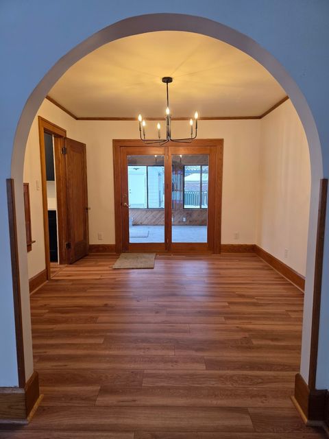 3836 8th Place Des Moines IA 50313