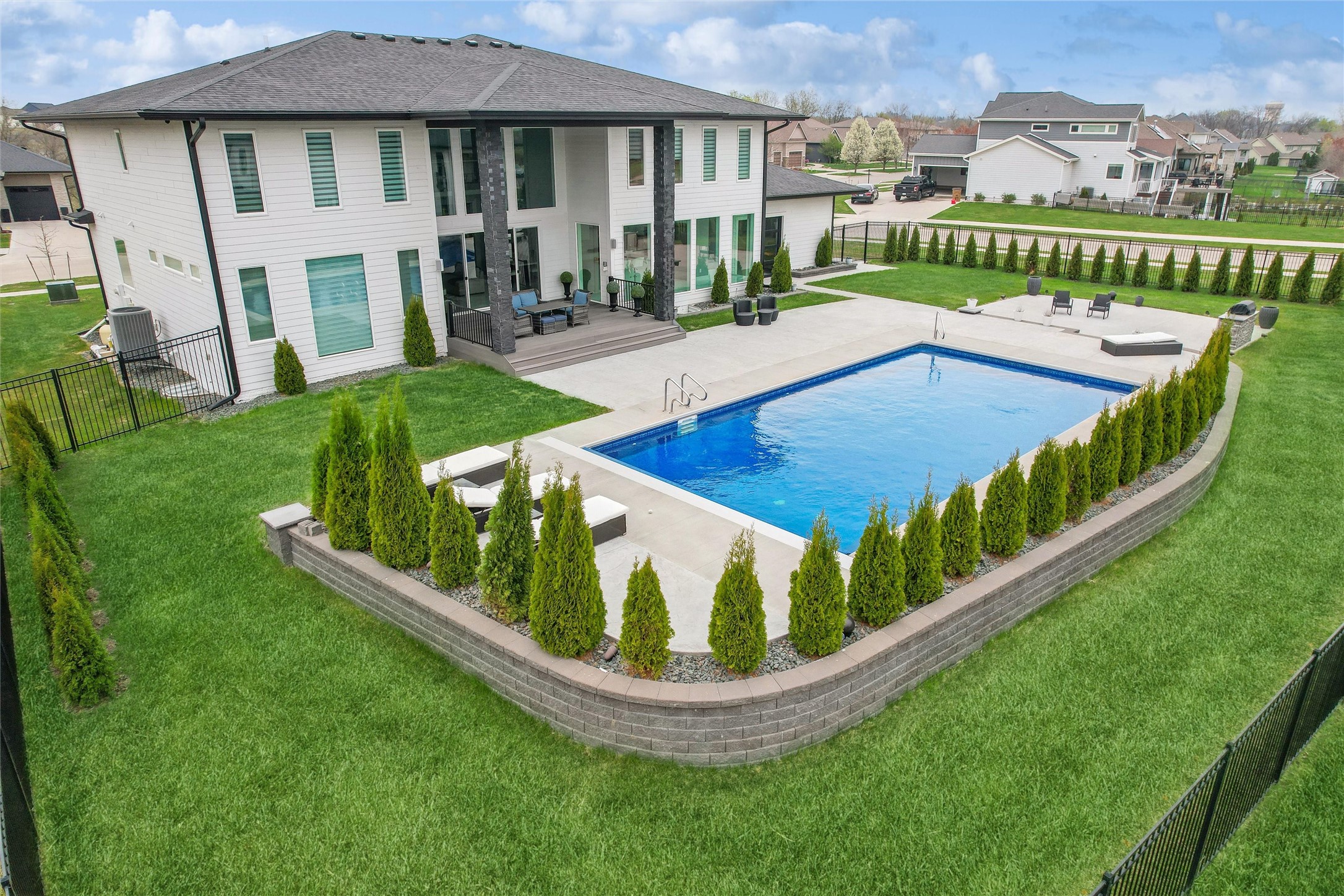 17466 Berkshire Parkway, Clive, Iowa image 34