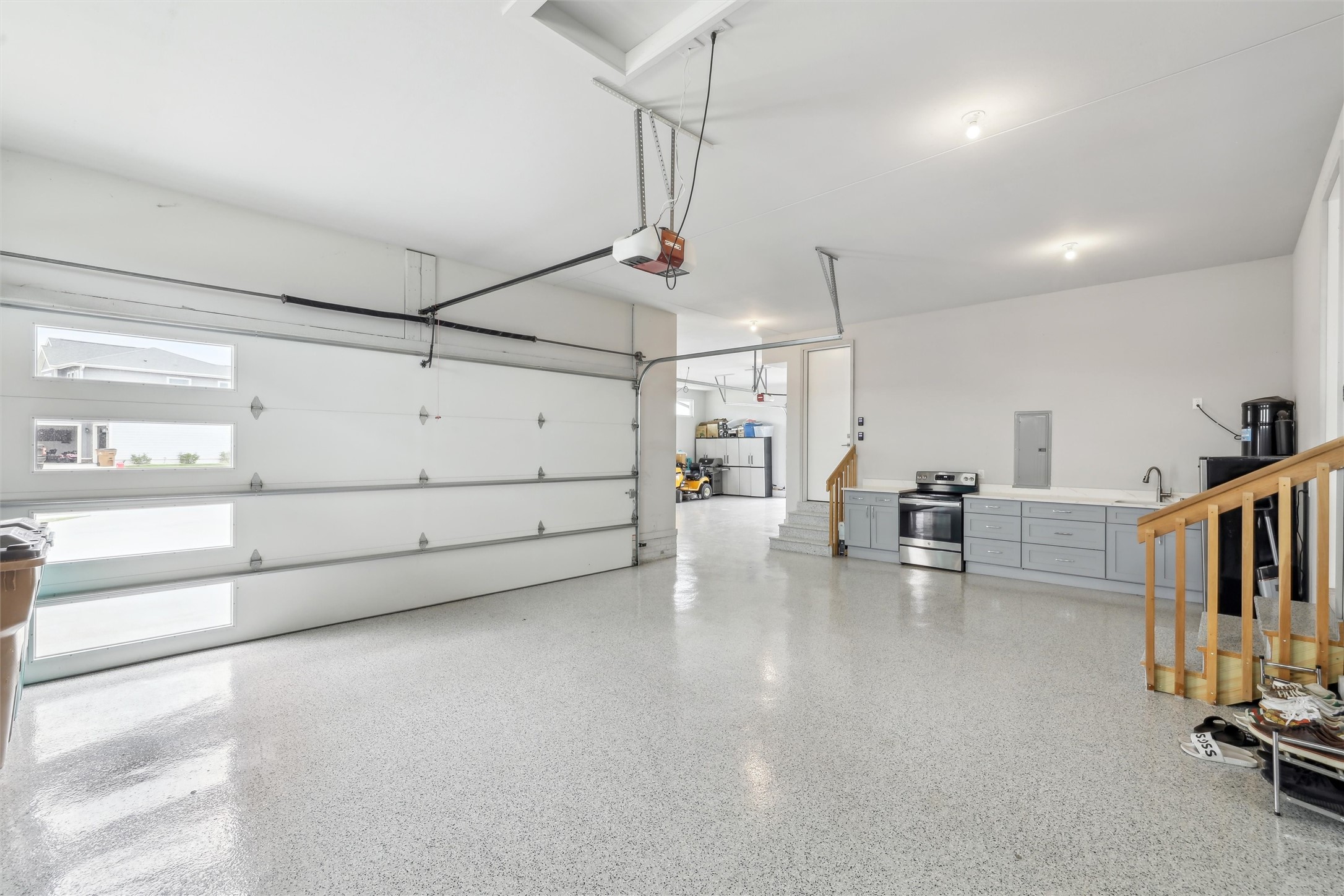 17466 Berkshire Parkway, Clive, Iowa image 31