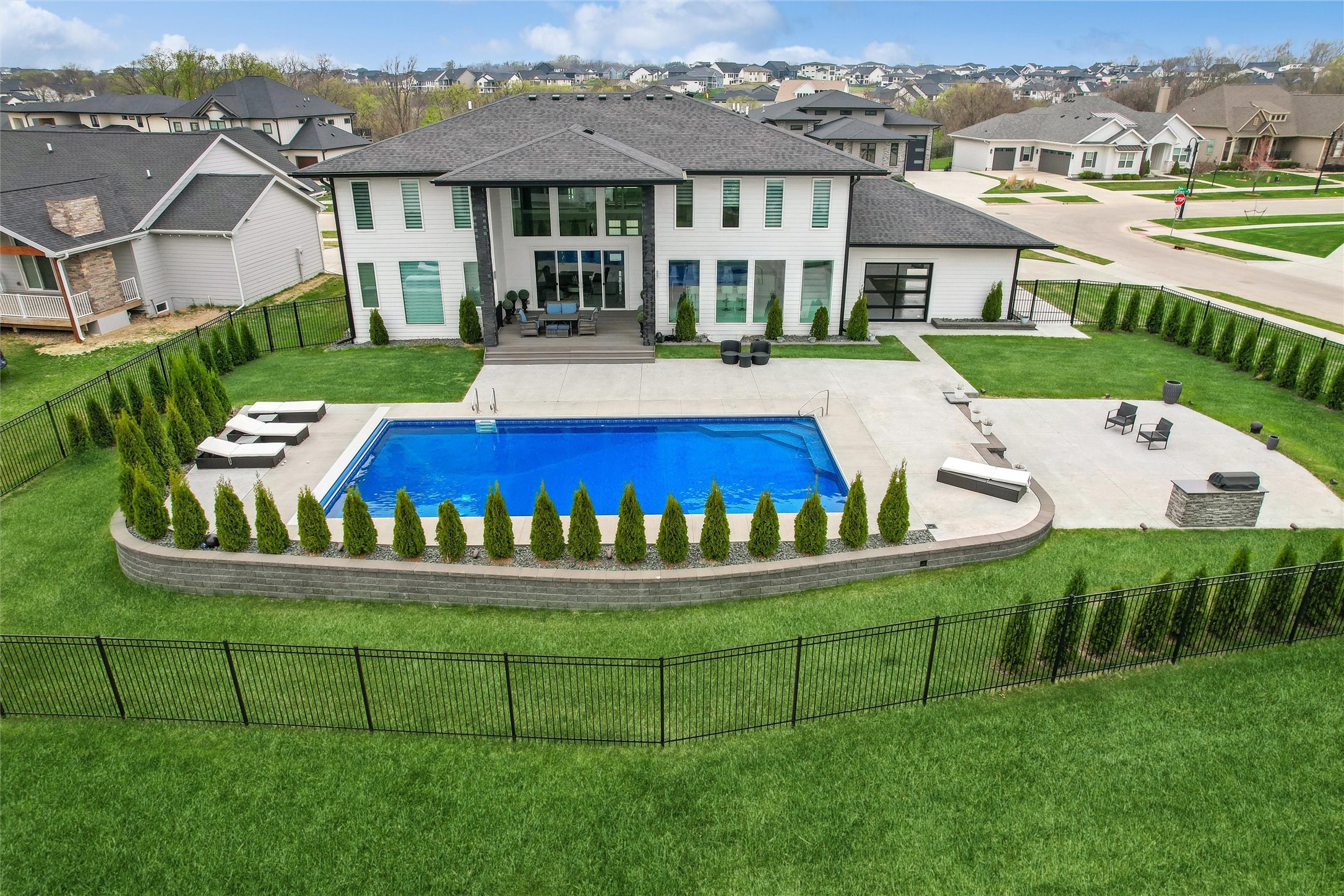 17466 Berkshire Parkway, Clive, Iowa image 33
