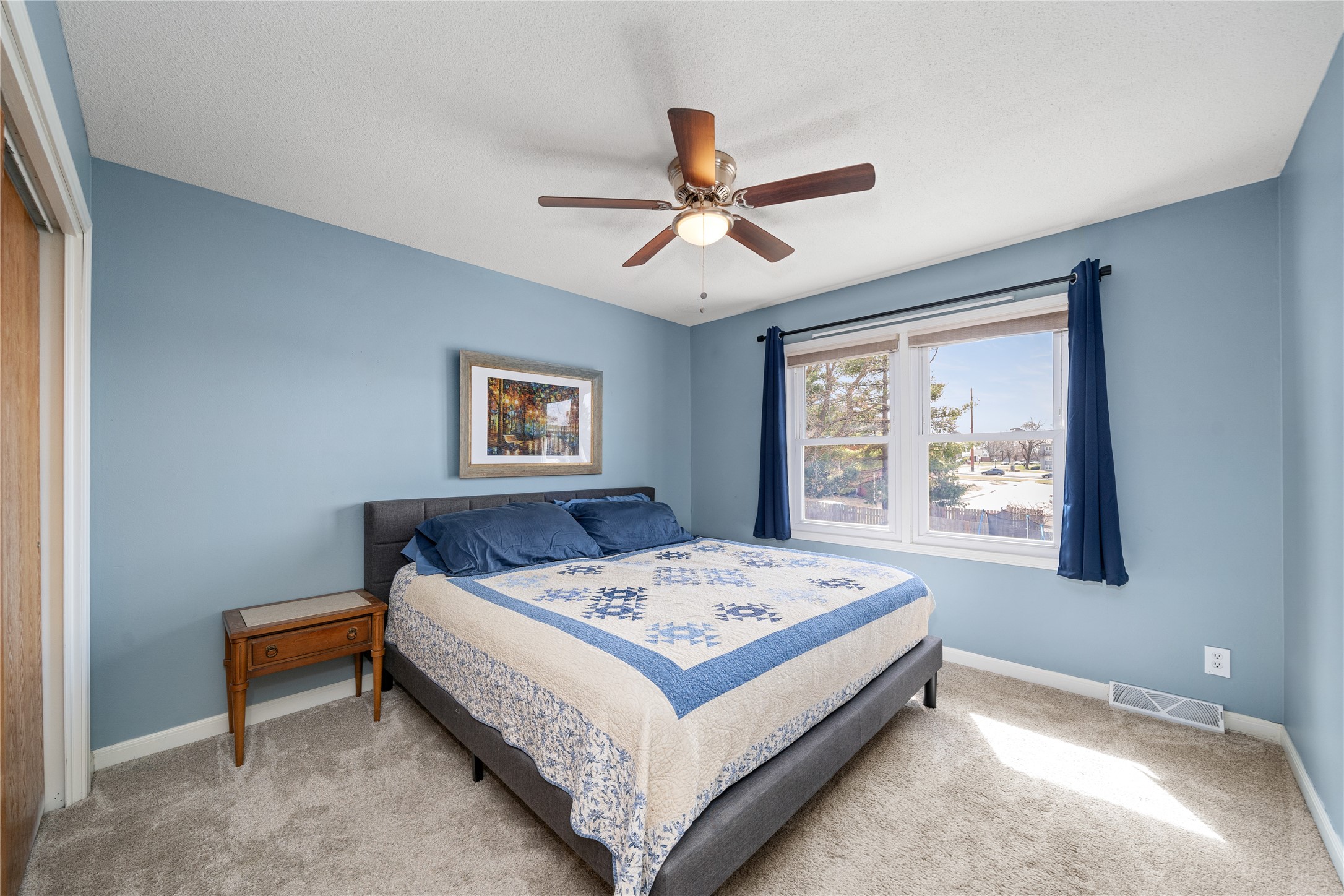7620 Madison Avenue, Urbandale, Iowa image 14