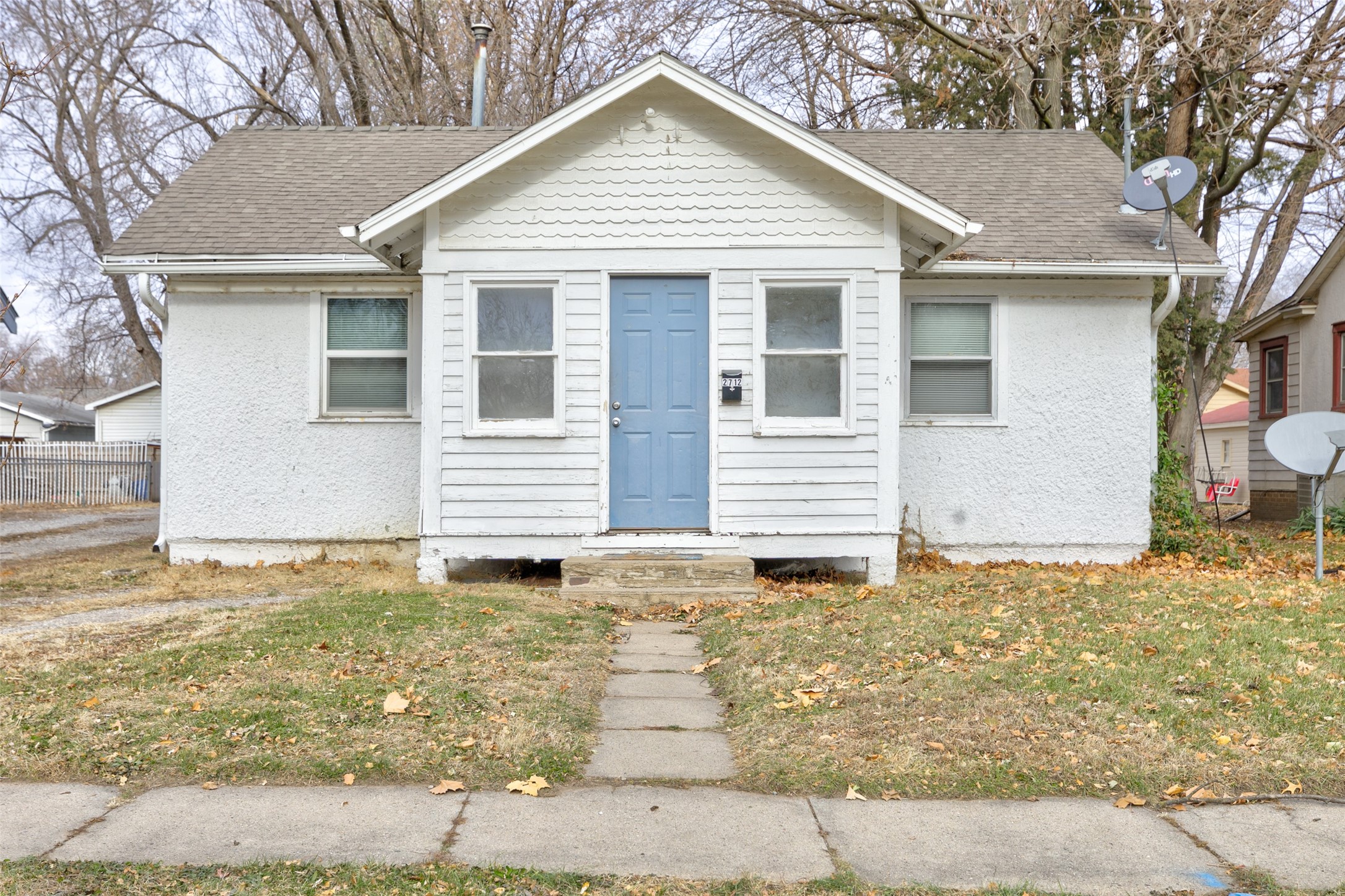 2712 Des Moines Street, Des Moines, Iowa image 1