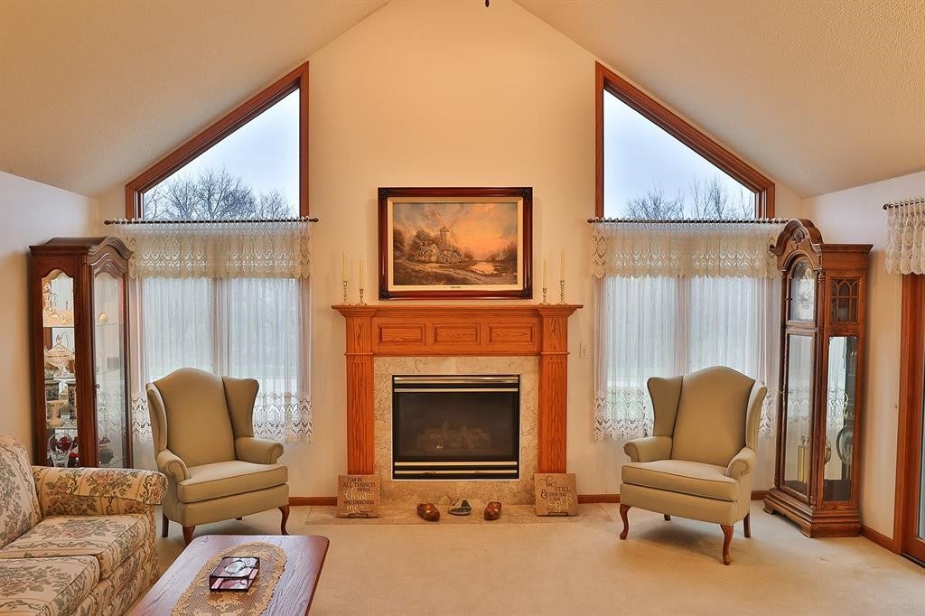 2212 Bos Landen Drive 2