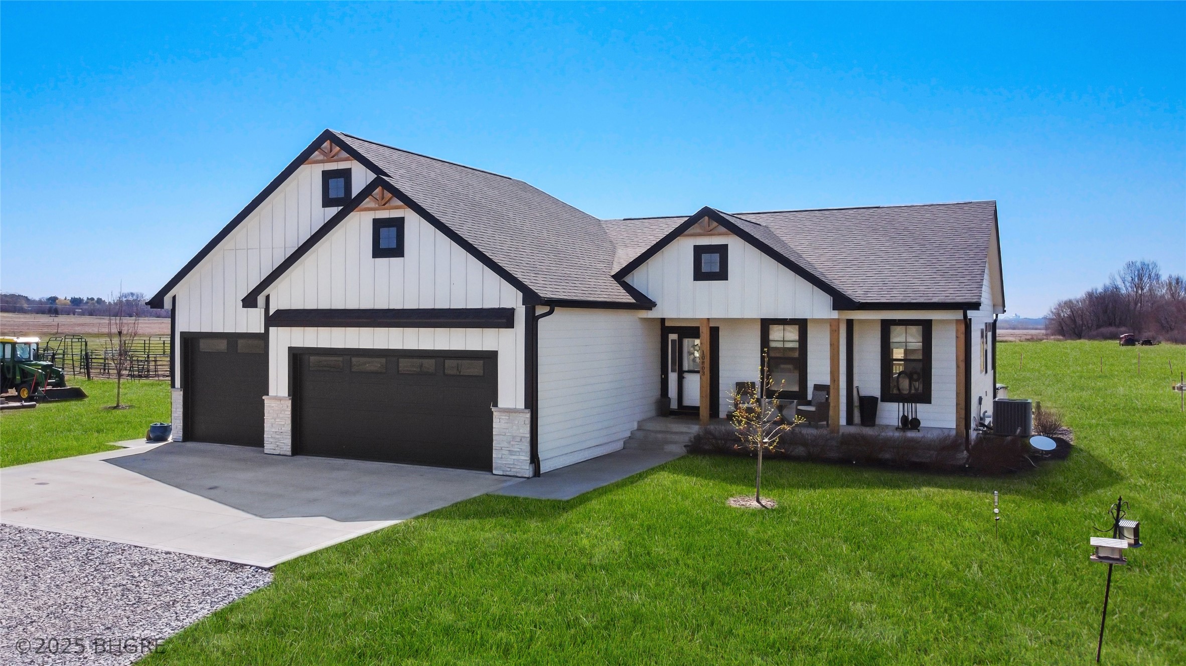 10803 NE 118th Avenue, Maxwell, Iowa image 2