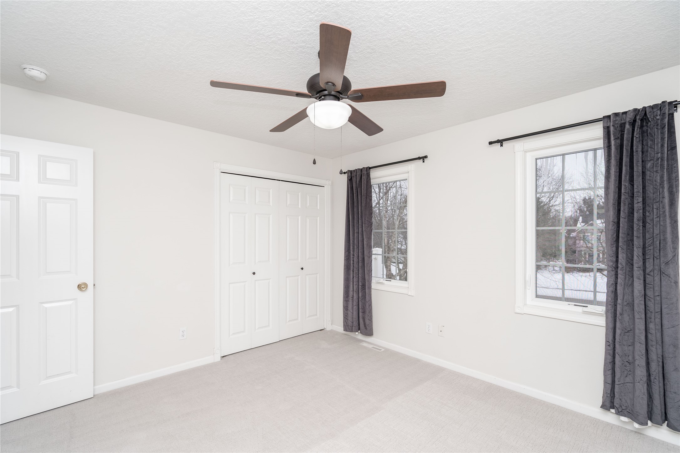 8121 Chambery Boulevard, Johnston, Iowa image 28
