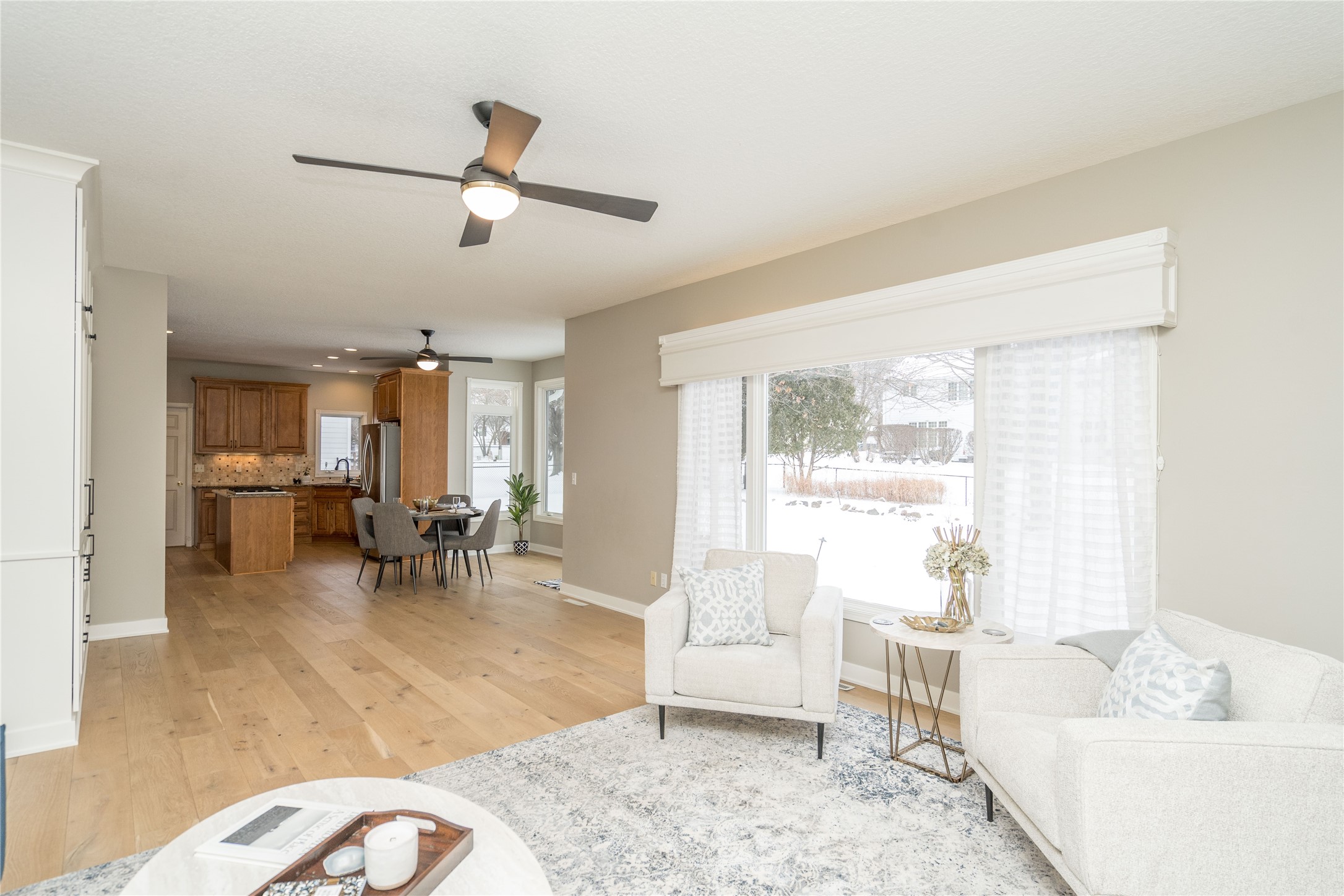 8121 Chambery Boulevard, Johnston, Iowa image 8