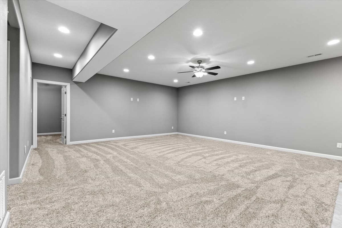 3819 NW Greenwood Lane, Ankeny, Iowa image 24