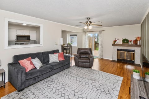 Condo For Sale - 4721 71st Street<br/> Urbandale, IA 50322