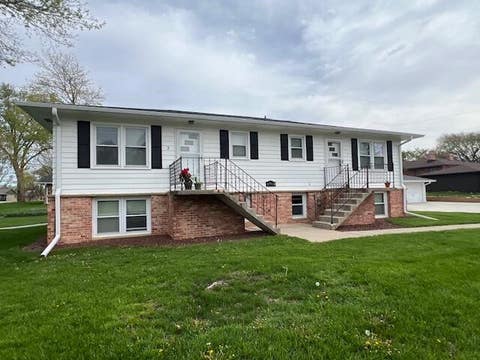 Homes For Sale - 4713 Ontario Street<br/> Ames, IA 50014