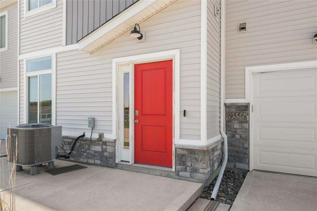 9556 Crestview Drive